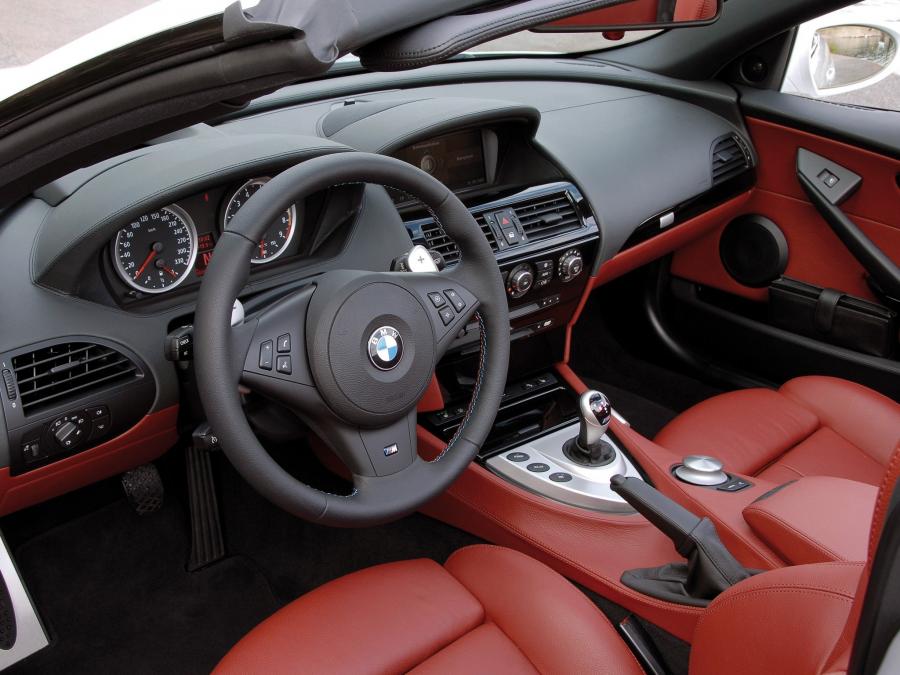 BMW M6 Convertible 2006 года  (фото 19 из 67)